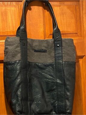 Vans Black and Charcoal Two-Tone Tote Bag